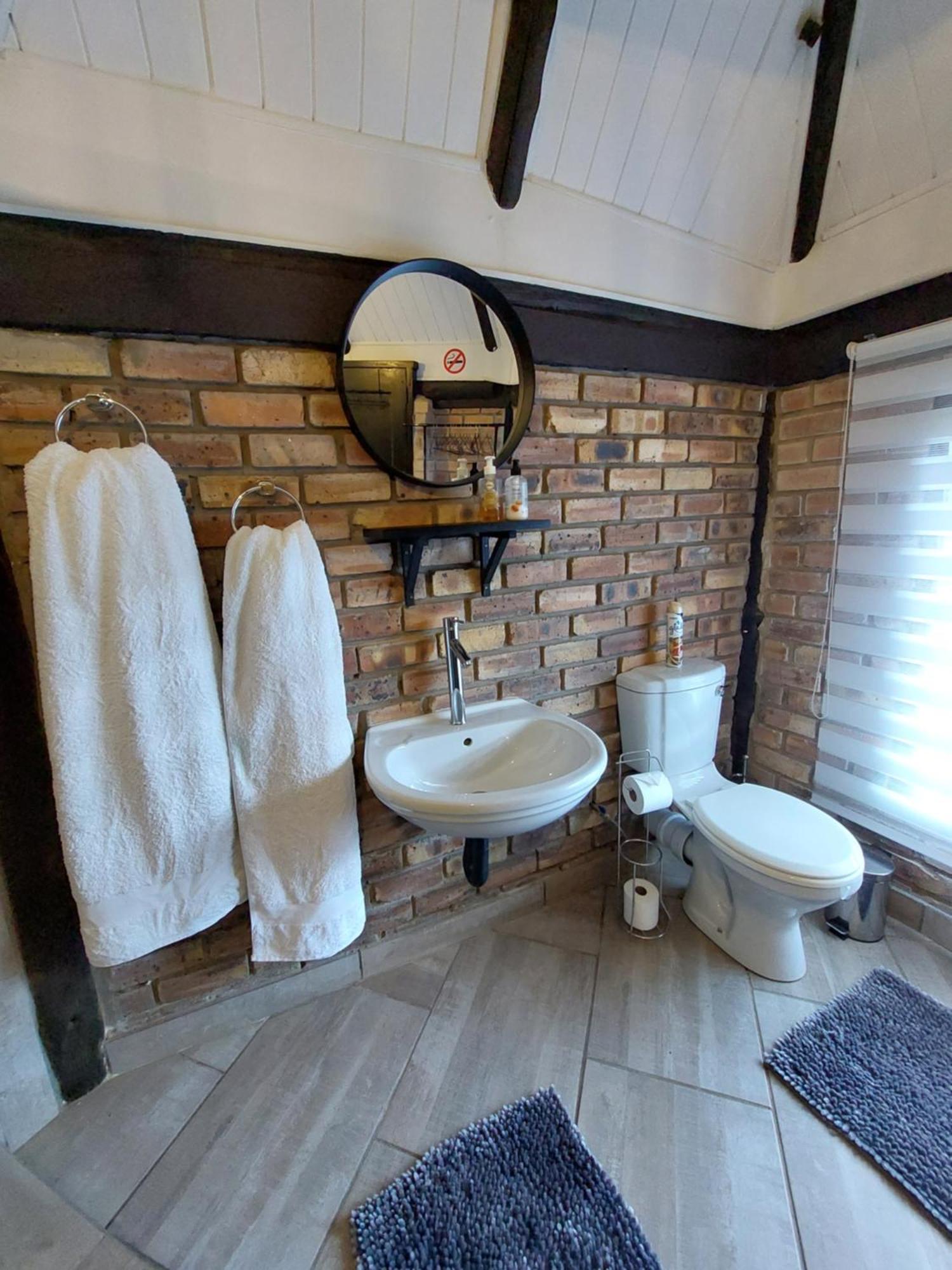 The Spare Room Cottage - Cosy And Private Bloemfontein Exterior photo
